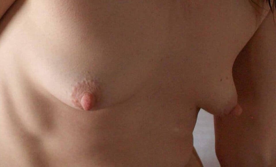 Små fina bröst